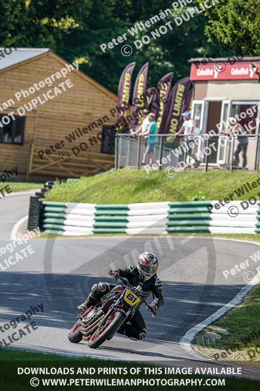 cadwell no limits trackday;cadwell park;cadwell park photographs;cadwell trackday photographs;enduro digital images;event digital images;eventdigitalimages;no limits trackdays;peter wileman photography;racing digital images;trackday digital images;trackday photos